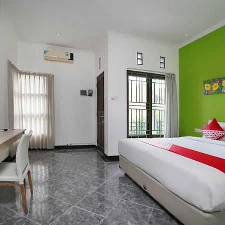 Hotel Oyo 1406 I Love Grass
